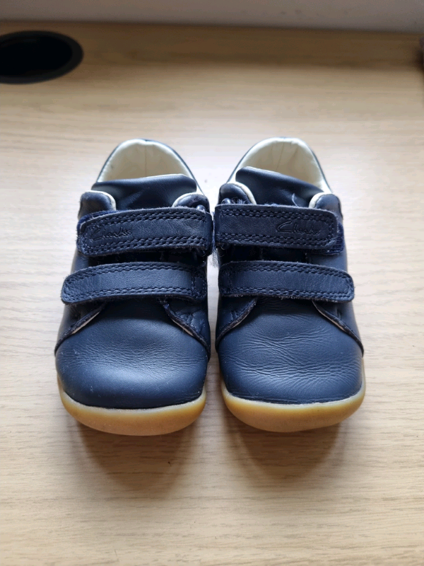 baby slippers size 4.5